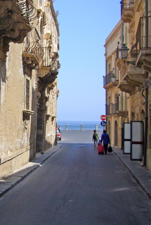 B&B Spiraglio Syracuse Buitenkant foto