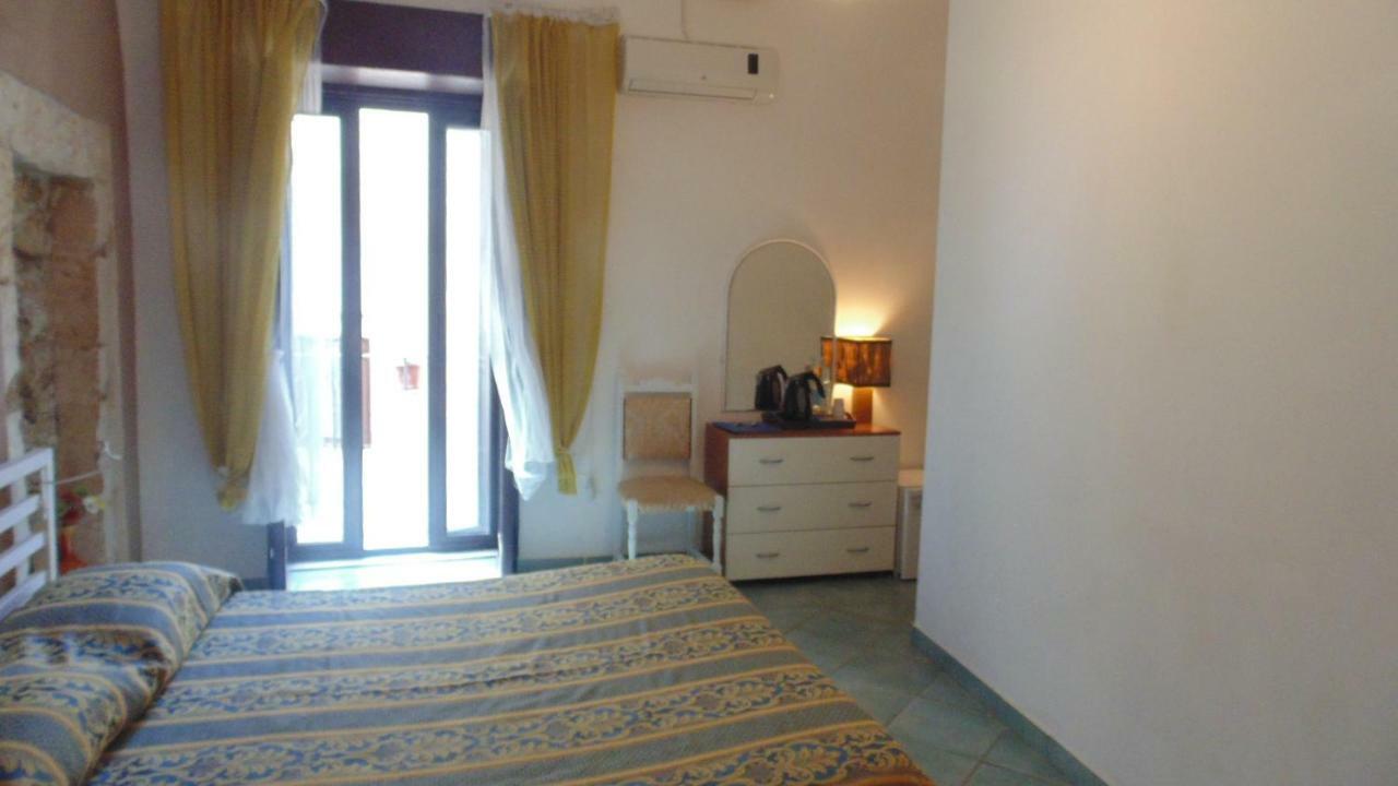 B&B Spiraglio Syracuse Buitenkant foto
